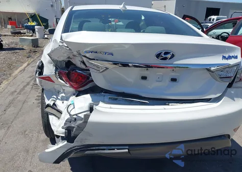 2013 Hyundai Sonata Hybrid z USA, uszkodzony, nr VIN KMHEC4A44DA088438